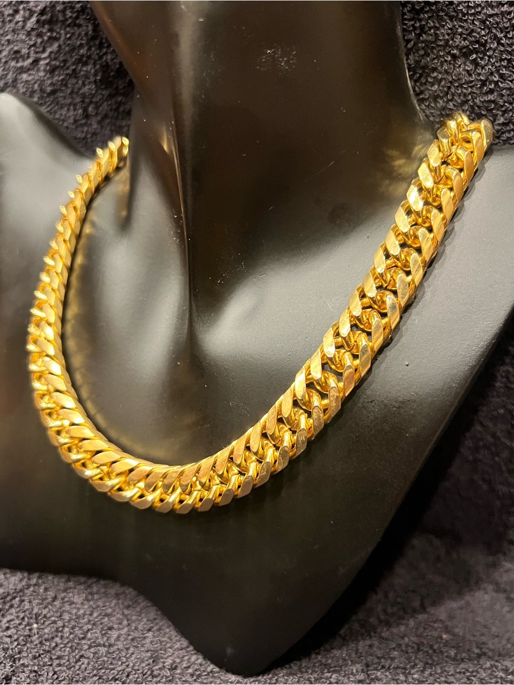 Classic Gold Curb Chain Necklace - Gold